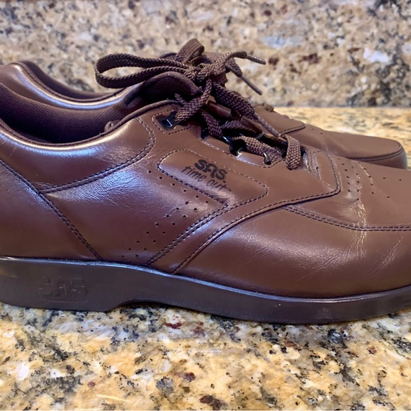 SAS Men's Dark Brown Leather Oxfords - Picture 1 of 15